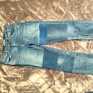 Vintage high rise Levi’s size 28